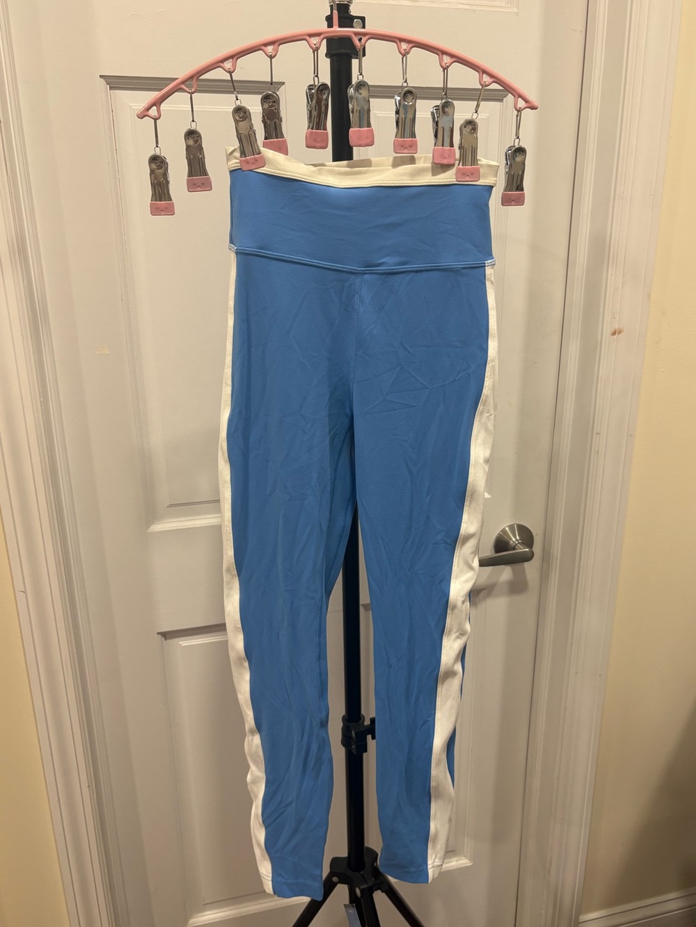 Lululemon Blue & White High Waisted Leggings